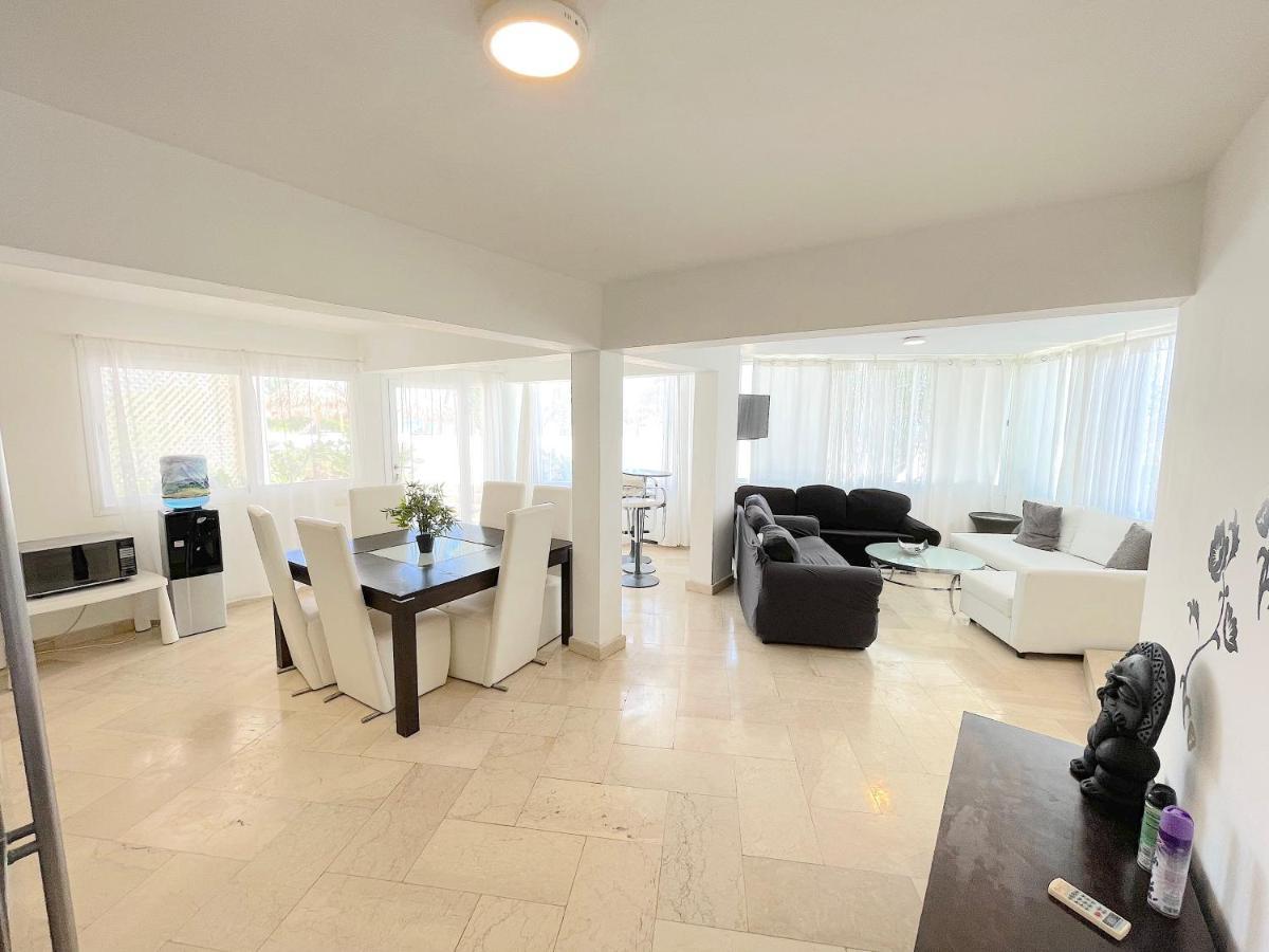 Bavaro Beach Homes With Wifi Kitchen Parking Bbq Hotel Punta Cana
