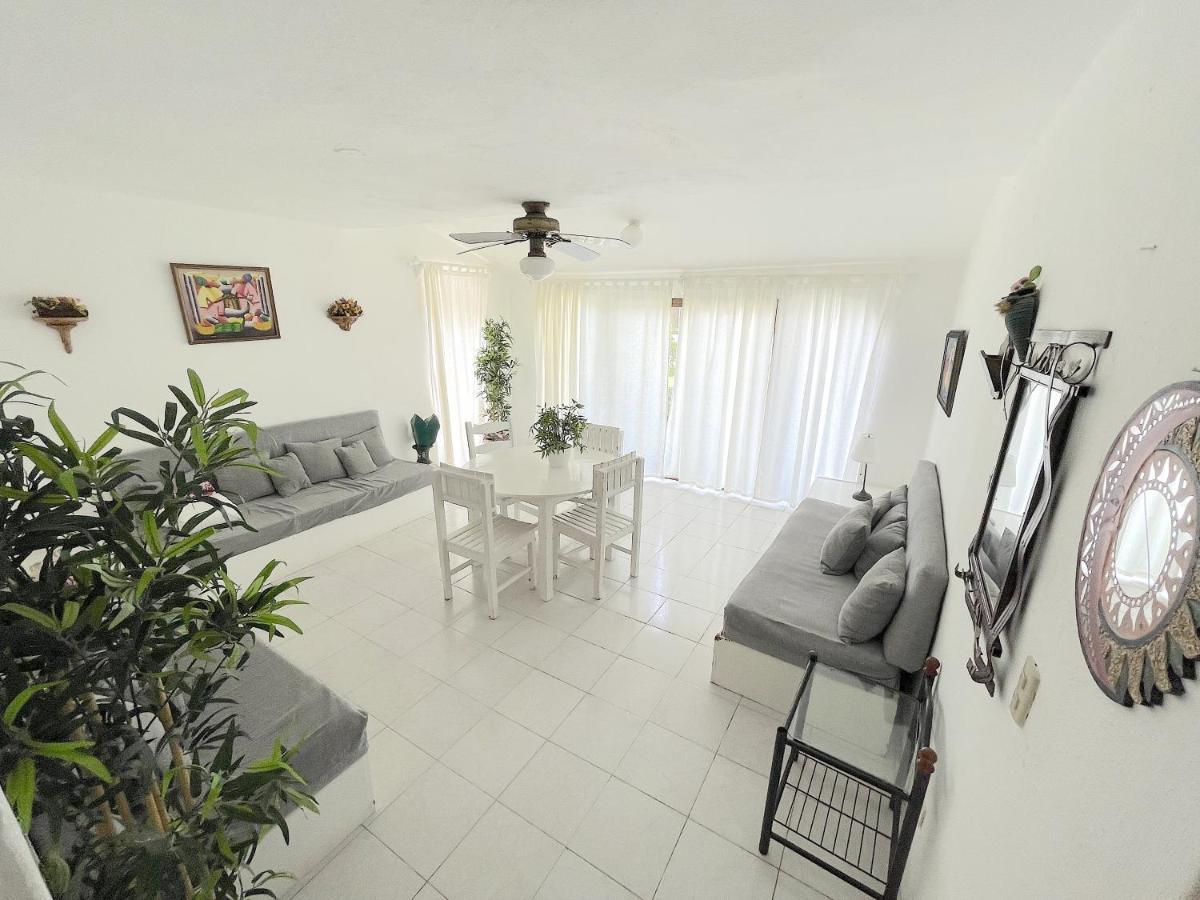 Bavaro Beach Homes With Wifi Kitchen Parking Bbq 5* Punta Cana